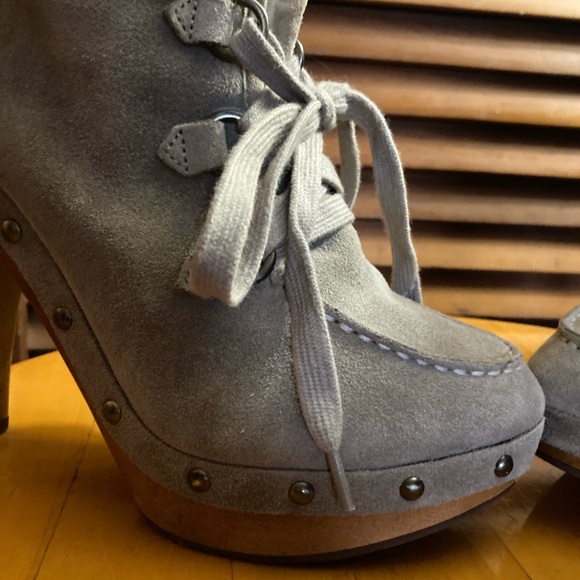 GUESS 4” Suede Gray Tie Boots🌟 - Picture 8 of 13